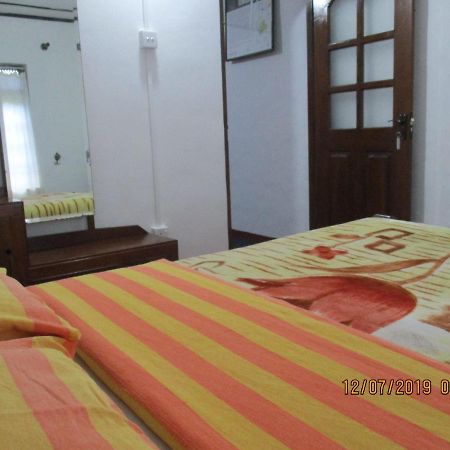 Andrews Hostel Нувара Елия Екстериор снимка