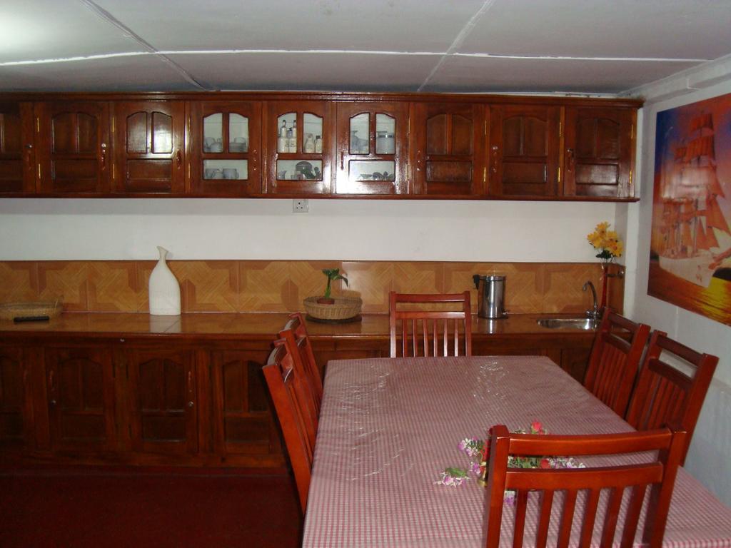 Andrews Hostel Нувара Елия Екстериор снимка