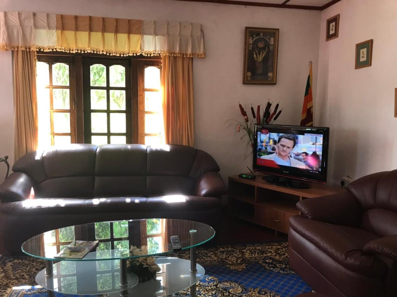 Andrews Hostel Нувара Елия Екстериор снимка