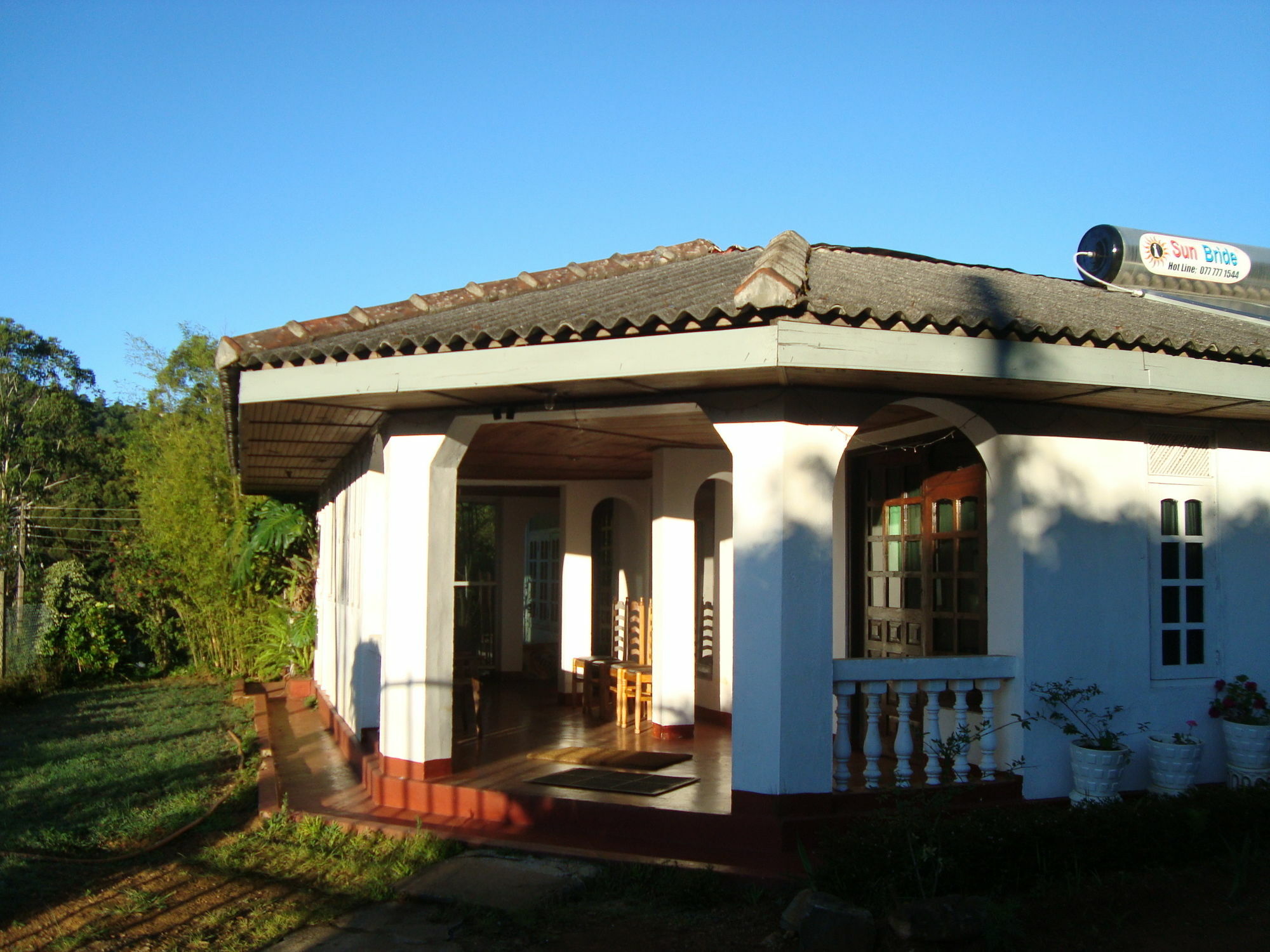 Andrews Hostel Нувара Елия Екстериор снимка